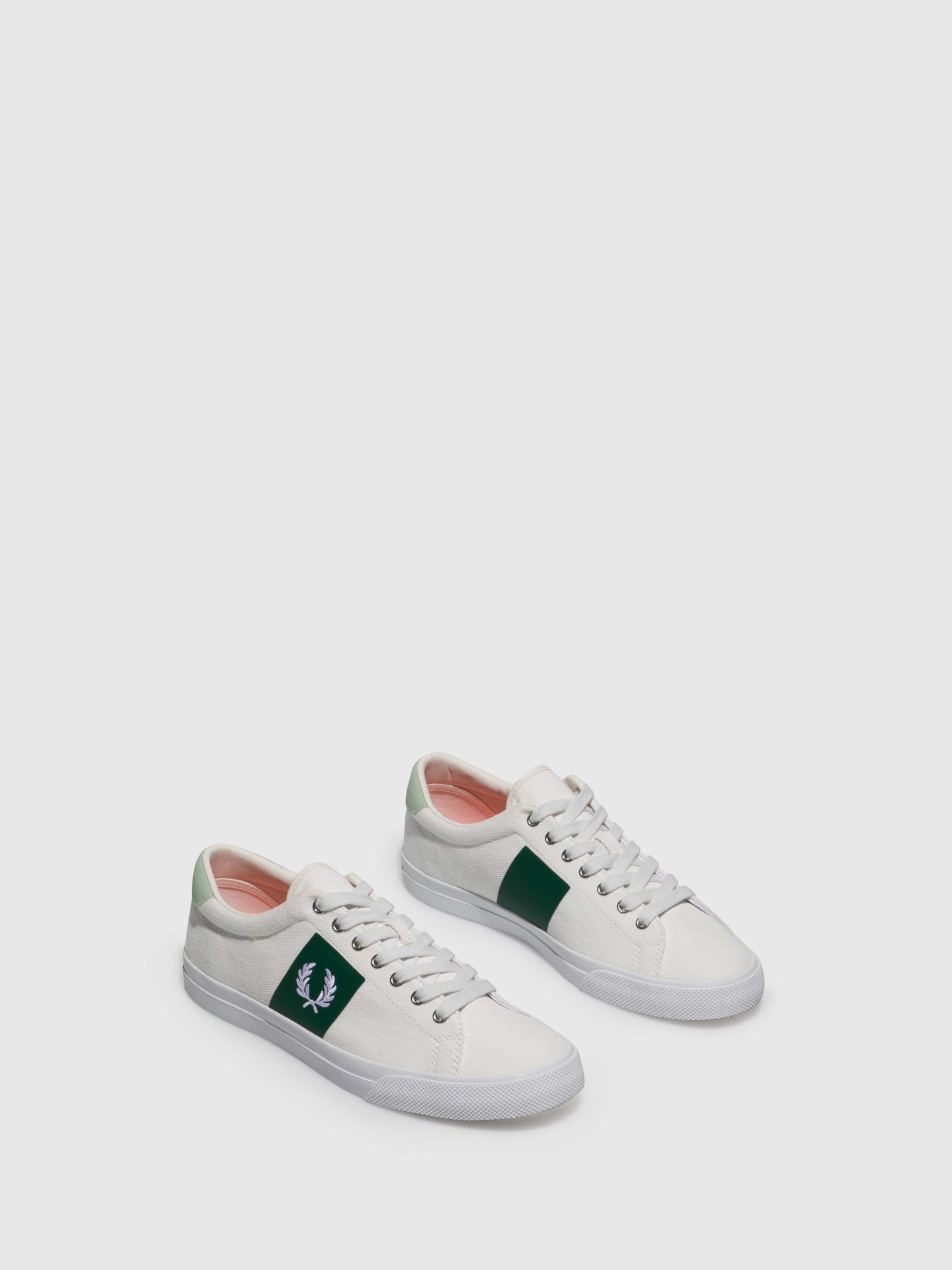 Fred Perry Ténis com Atacadores em Bege